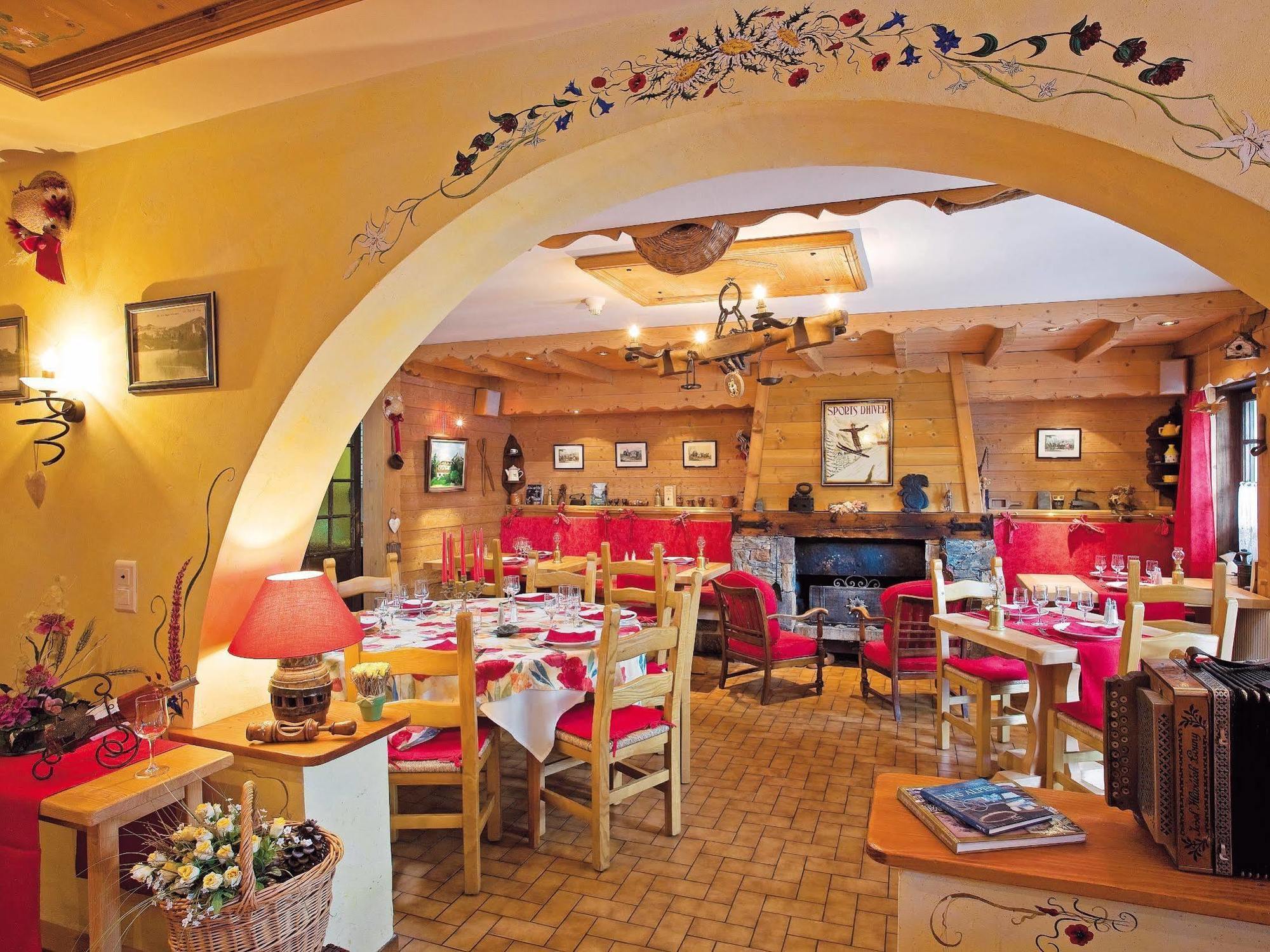 Le Cro-Bidou Hotel Берне Екстериор снимка